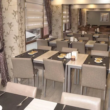 Hotel Vesta 3*