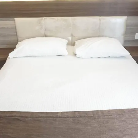 Hotel Vesta